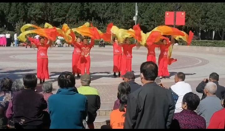 喜庆农民丰收节 载歌载舞感党恩（图4）