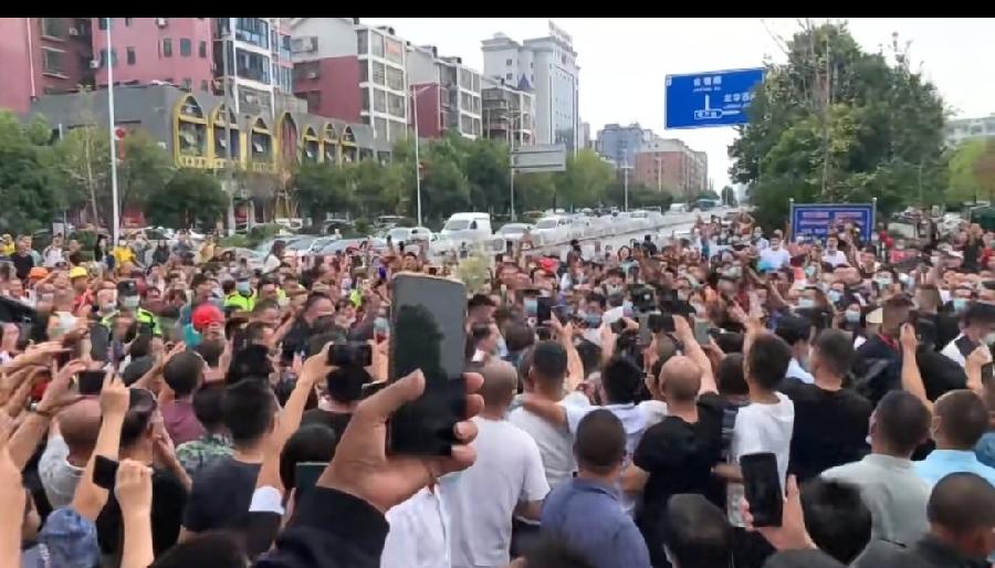 联机全球发布黄峥嵘精品诗歌（图3）
