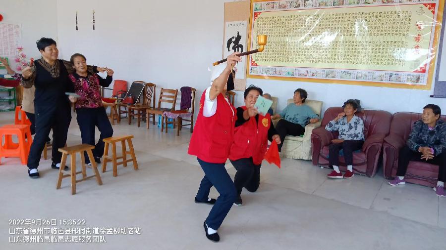 老年人聚起来 乐享幸福“夕阳红”(图2)