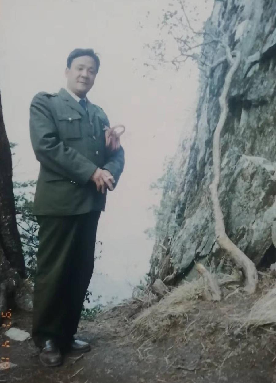 《耆耋耄耇耉节吟》联机全球发布袁华成精品诗歌欣赏！（图3）