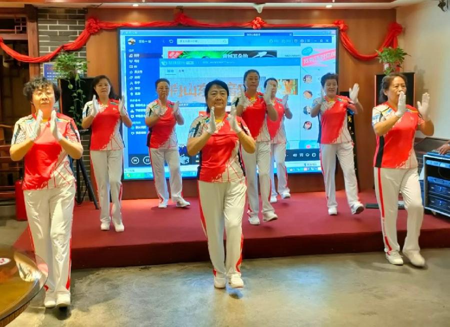 金色岁月,舞动人生,让晚霞更辉煌(图9)