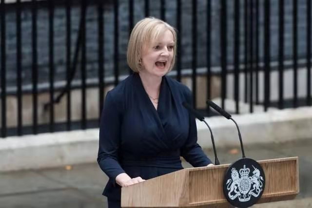 金字经-英新女首相开局减税胎死腹中*文/冯志清（上海）【冰心文化传媒】（图8）