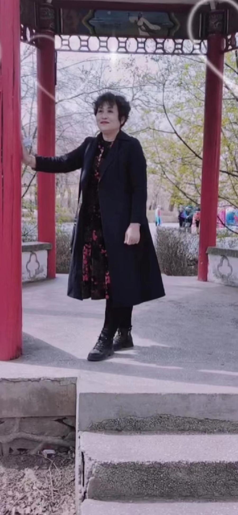 中华诗艺黑龙江分社推介/徐淑芳:南乡子•重阳节感怀(外一首)