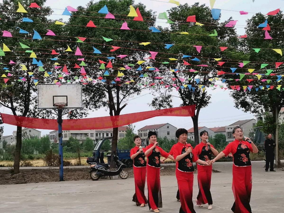 【中國🇨🇳新聞詩文網】2022年九九重阳节赴桥市镇底湖村文艺慰问演出（图17）