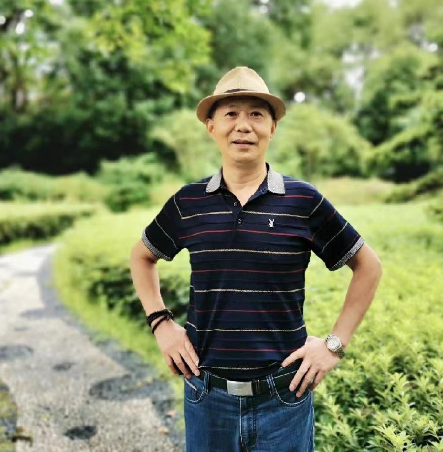 【蓝月亮诗刊】签约诗人：老树皮/ 六月的清荷（外一首）（图4）