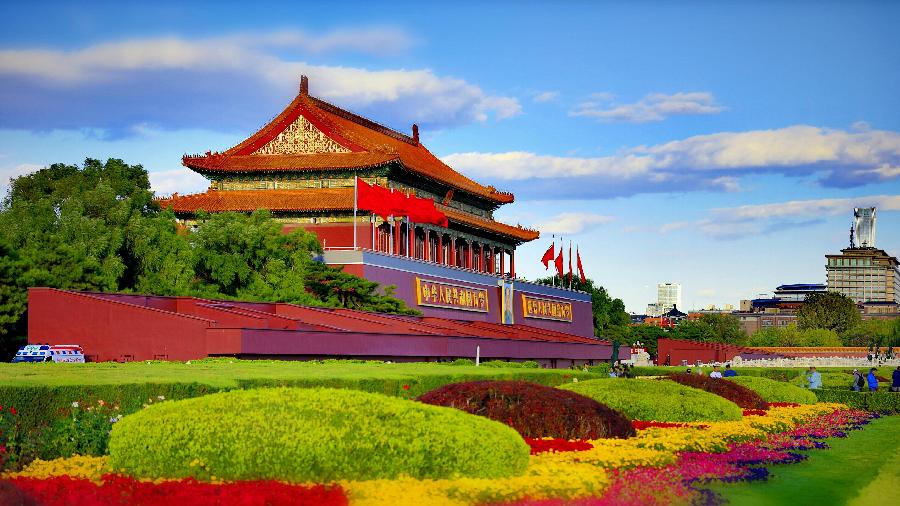 长春诗词《水调歌头 中华赞》主播：月儿；编辑：香乡【北疆头条】（第310期）（图2）