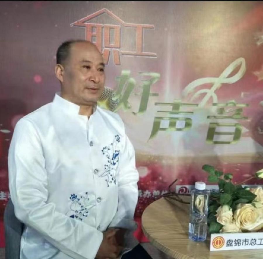 《站在十月的国土》作者：静水流深||主播：品茶听雨、欣乐、四来无悔、晨曦、戚悦、保龄、国花、乐音叮当（图6）