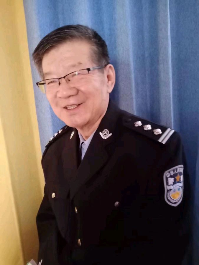 银龄朗诵艺苑《颂歌献给二十大》作者:徐志忠 诵读:关文欣(图11)