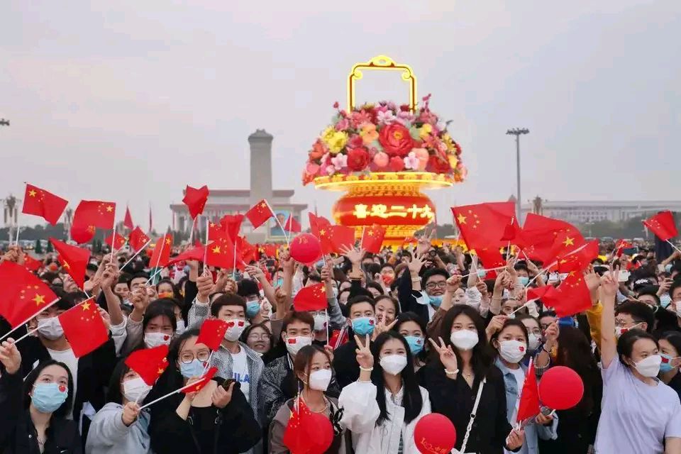 热点精华作品展播《党啊，当你走来…》作者：六月荷 诵读：王家明（图10）