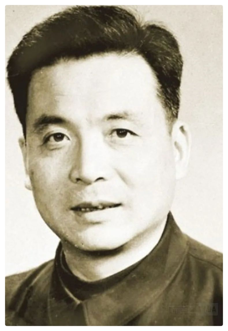 喜迎二十大特刊∥郭曰方《科学之旅》第三章《戈壁滩蘑菇烟云》名家昭臣 金牌主播 小明 佳铭 白玉朗诵（图6）