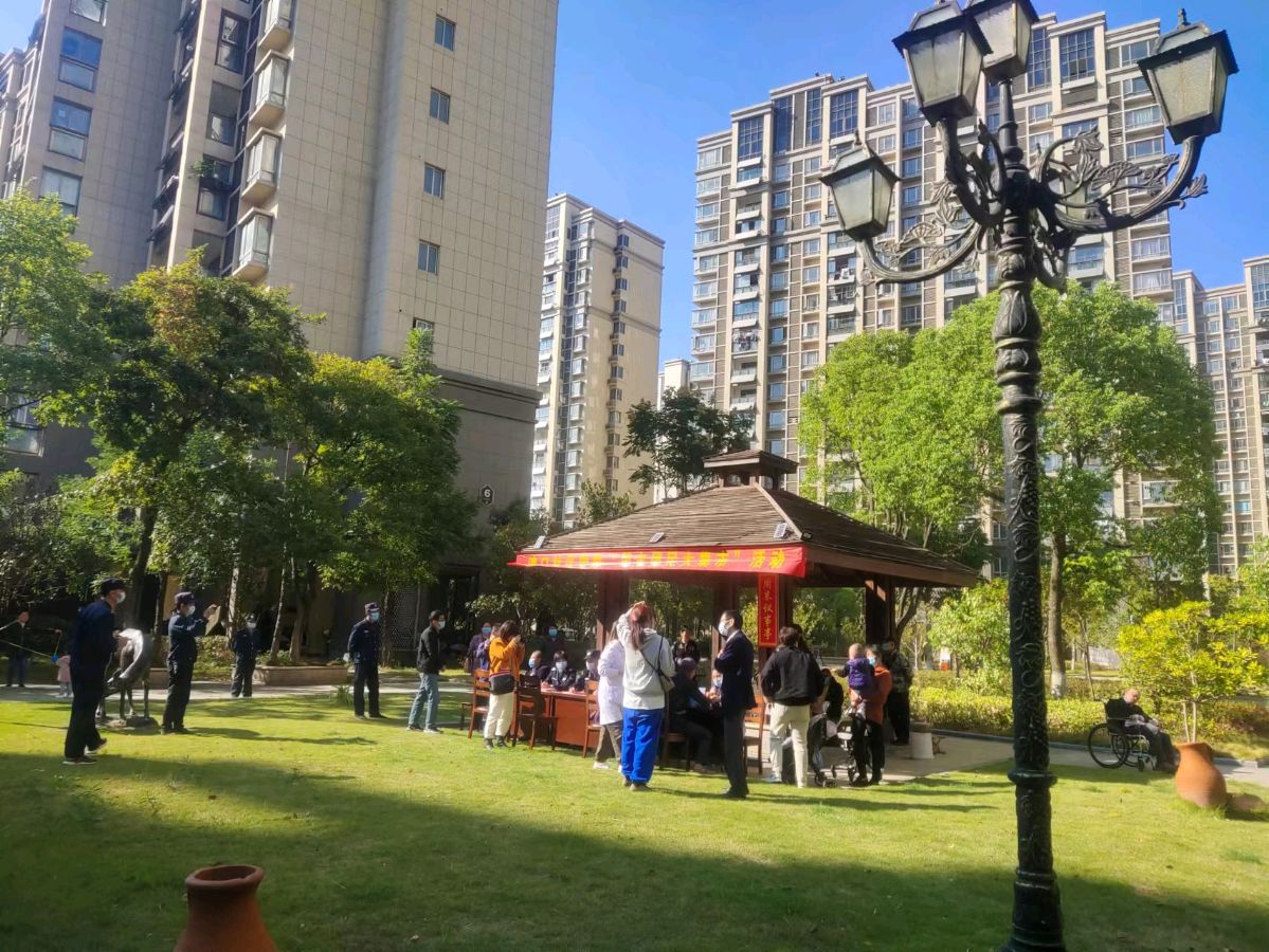 大渡口南郡水岸开展老年人体检服务(图6)