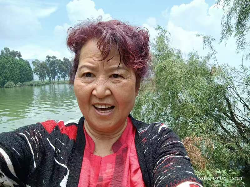 【雅诗总会】精美藏头诗《重阳快乐》(外八首)‖作者:白莲/腊梅(图8)