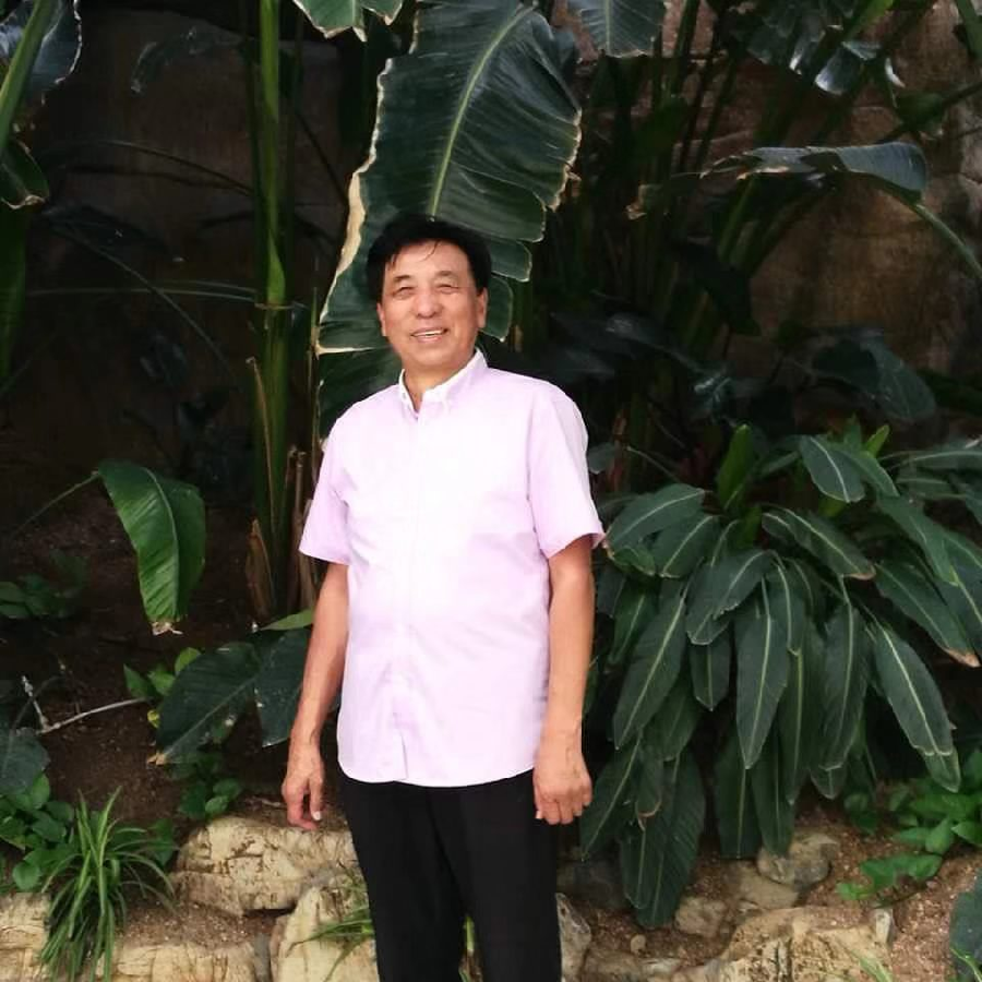 【北京头条】推介优秀诗人马玉珂《赞土右旗抗疫情》请欣赏(图8)