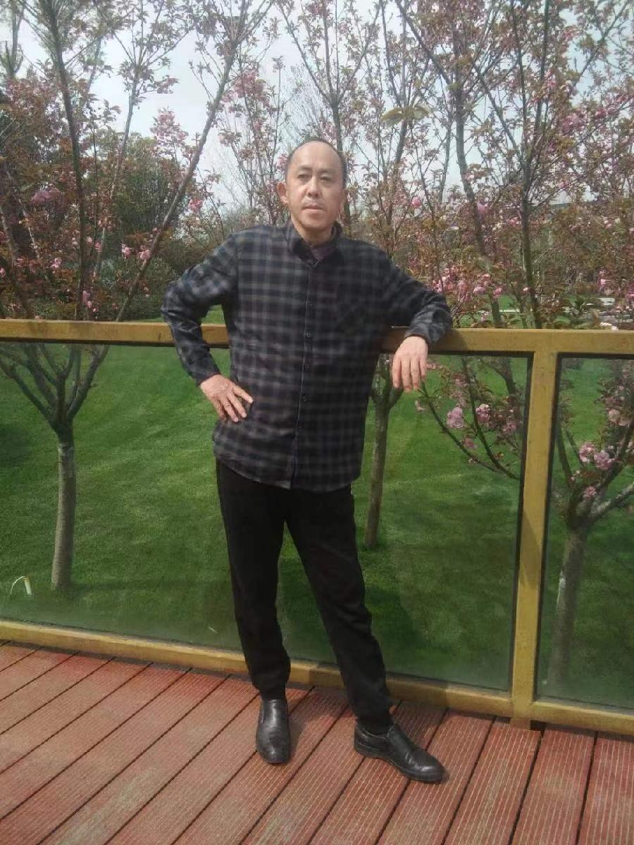 《中国爱情诗刊》【中国爱情诗人档案】(第4859期)河南诗人:张墨龙的诗(图2)