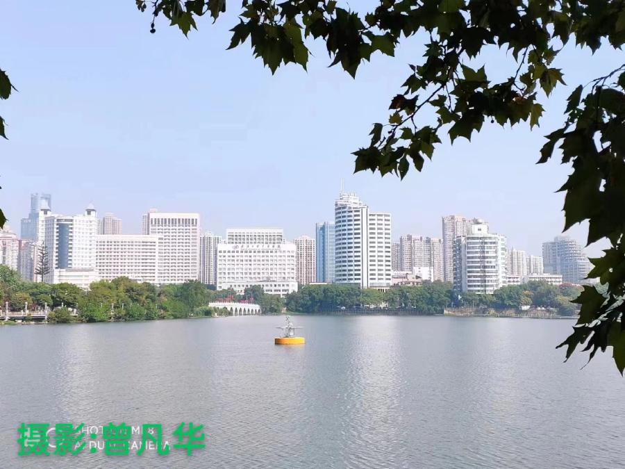 国风上海社《第十八》期诗刊—北京头条(图21)