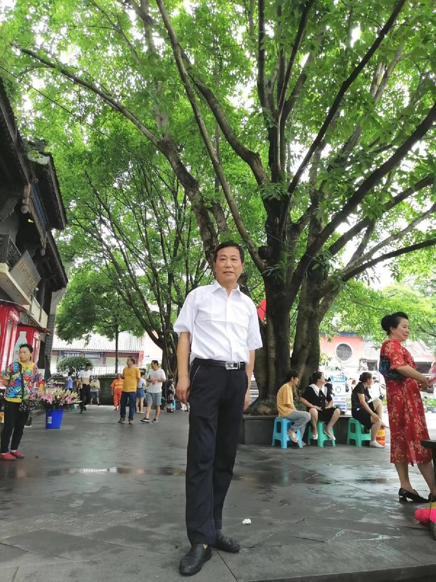 《首届诗与美食世界诗歌大赛》全球展（22）东风第一序【追梦者总社】荐稿（图2）