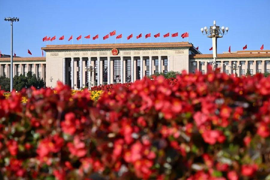《喜迎二十大、欢歌盛会》作者：于化文老师等十二人 编辑：香乡【北疆头条】（第317期）（图6）