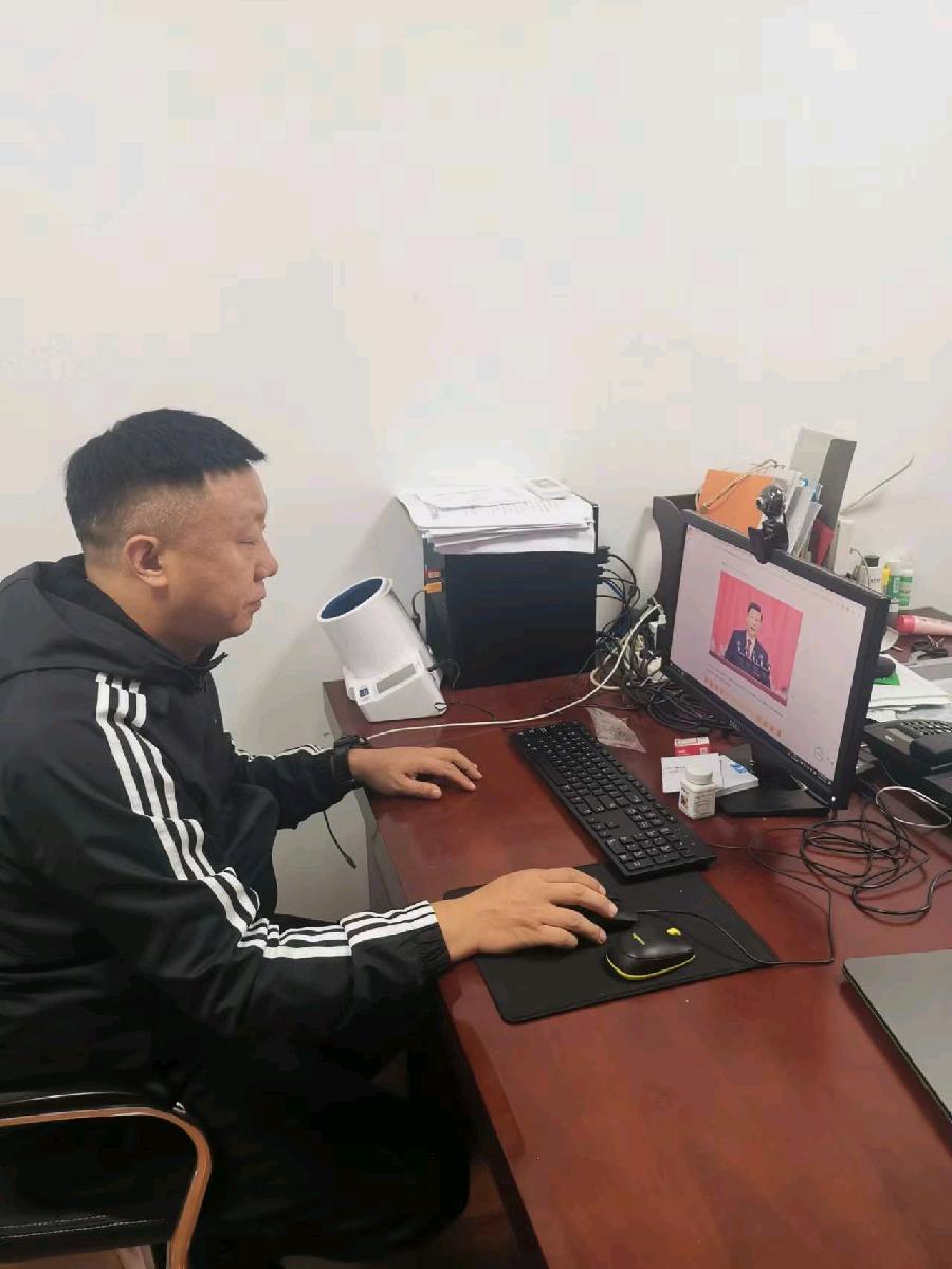 观二十大开幕 聚磅礴奋斗心