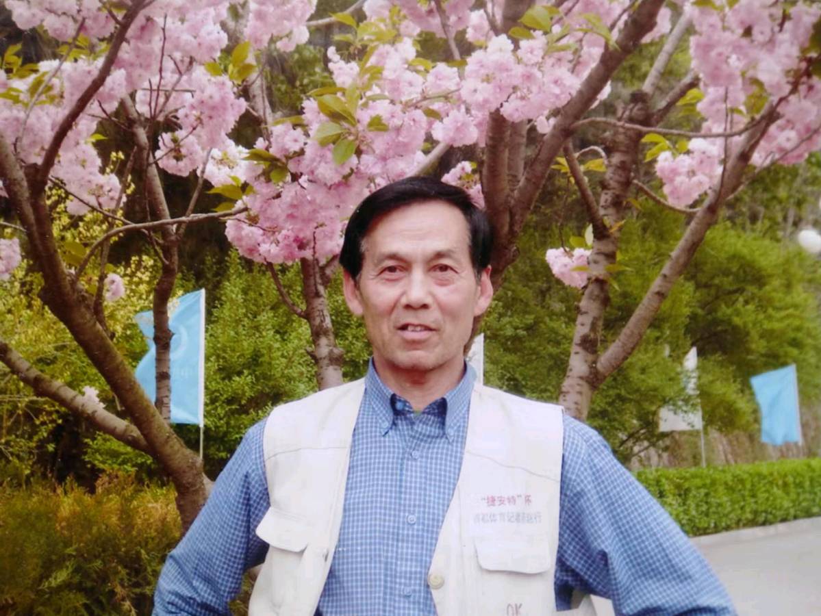 【人民文艺网】著名诗人穆德亮“纪念党的20大全国最受群众爱戴文学家”，名家风采全球展播！（图4）