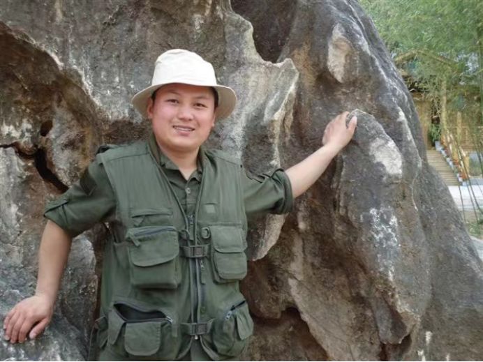 【人民文艺网】实力诗人冯永前作品欣赏！全球滚动联播！