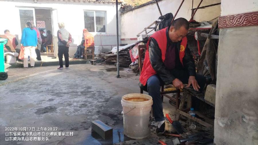 贴心服务暖人心 助力秋收解民忧（图4）