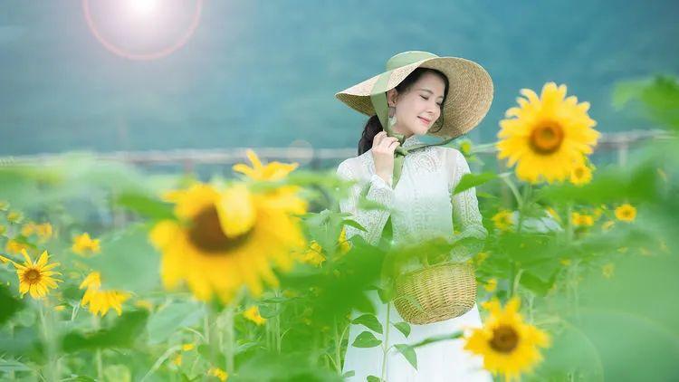 【新山东文学社】《笑看悲欢》作者/李延庄子 主播/红叶（图5）