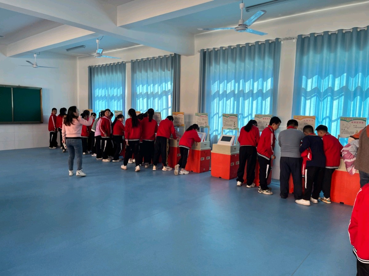 张溪镇中心小学开展“科普大篷车”进校园活动(图5)