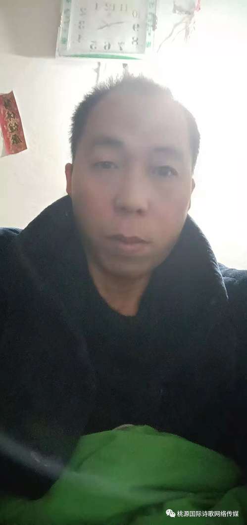 《蓝桥》作者:含笑【主播:知语】【桃源国际诗歌集团】用声音传递温暖 以朗诵致敬人生♬（图7）