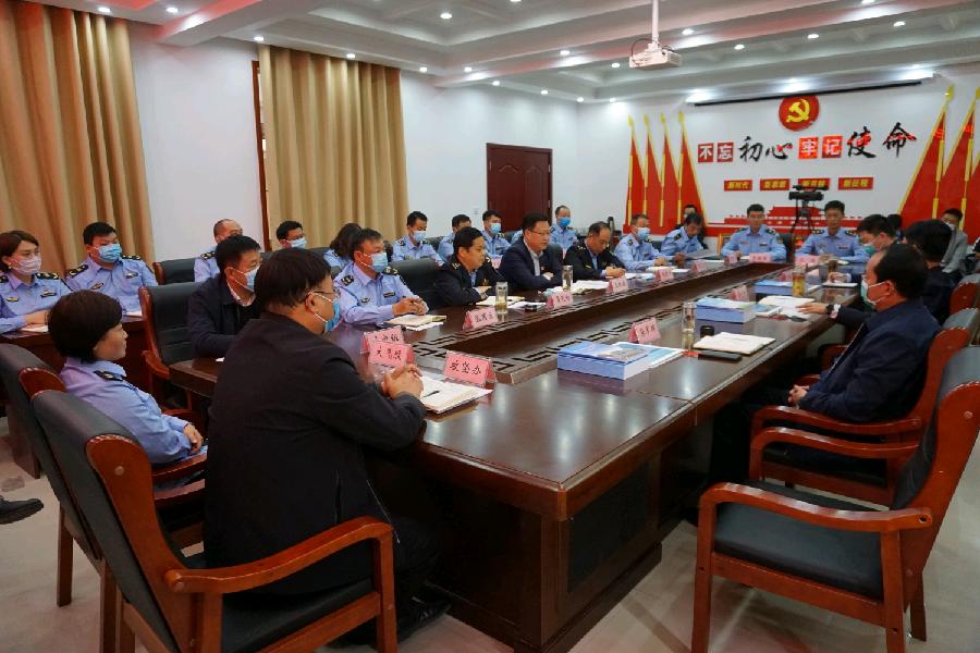 叶县县委书记徐延杰到平顶山市生态环境局叶县分局调研（图2）
