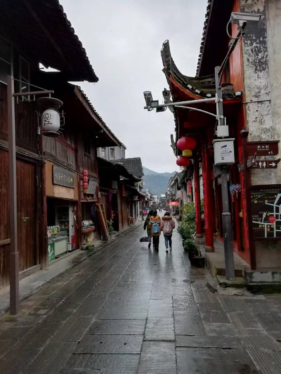 三人行诗刊 2022年第二十二期—北京头条(图18)