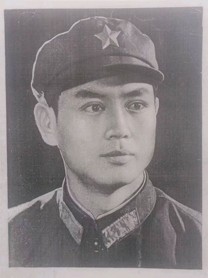 【人民文艺网】优秀诗人、画家王连威作品欣赏！全球滚动联播！