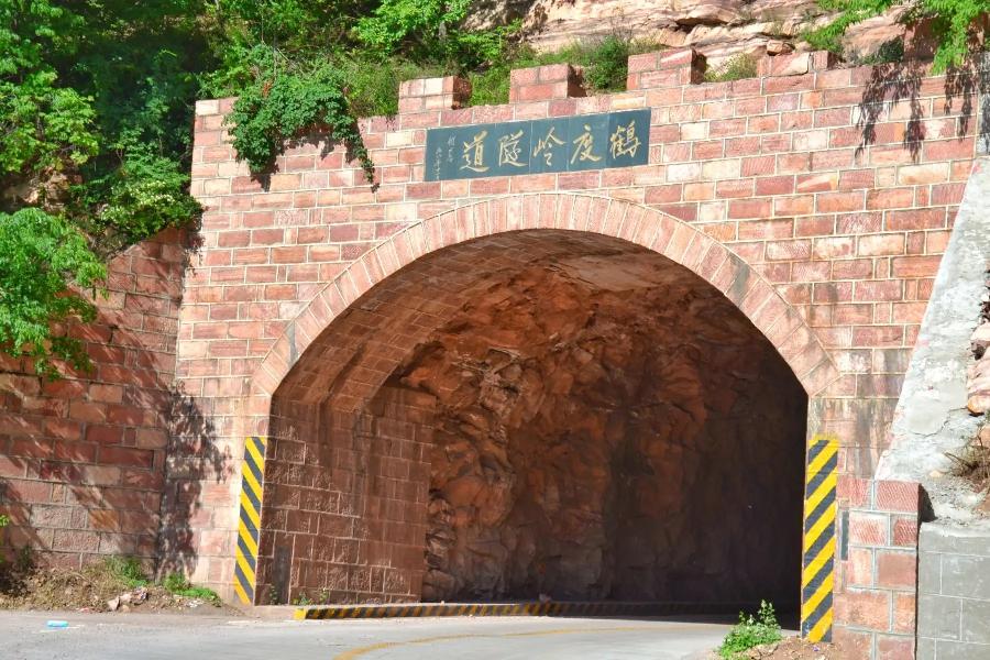 【新诗大观】鹤度岭秋色||文/姚勇