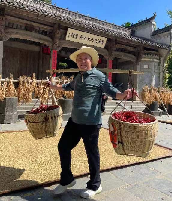 【金榜头条】推介江苏优秀诗人河西散人：方少春《一年又岁尾》请欣赏（图10）