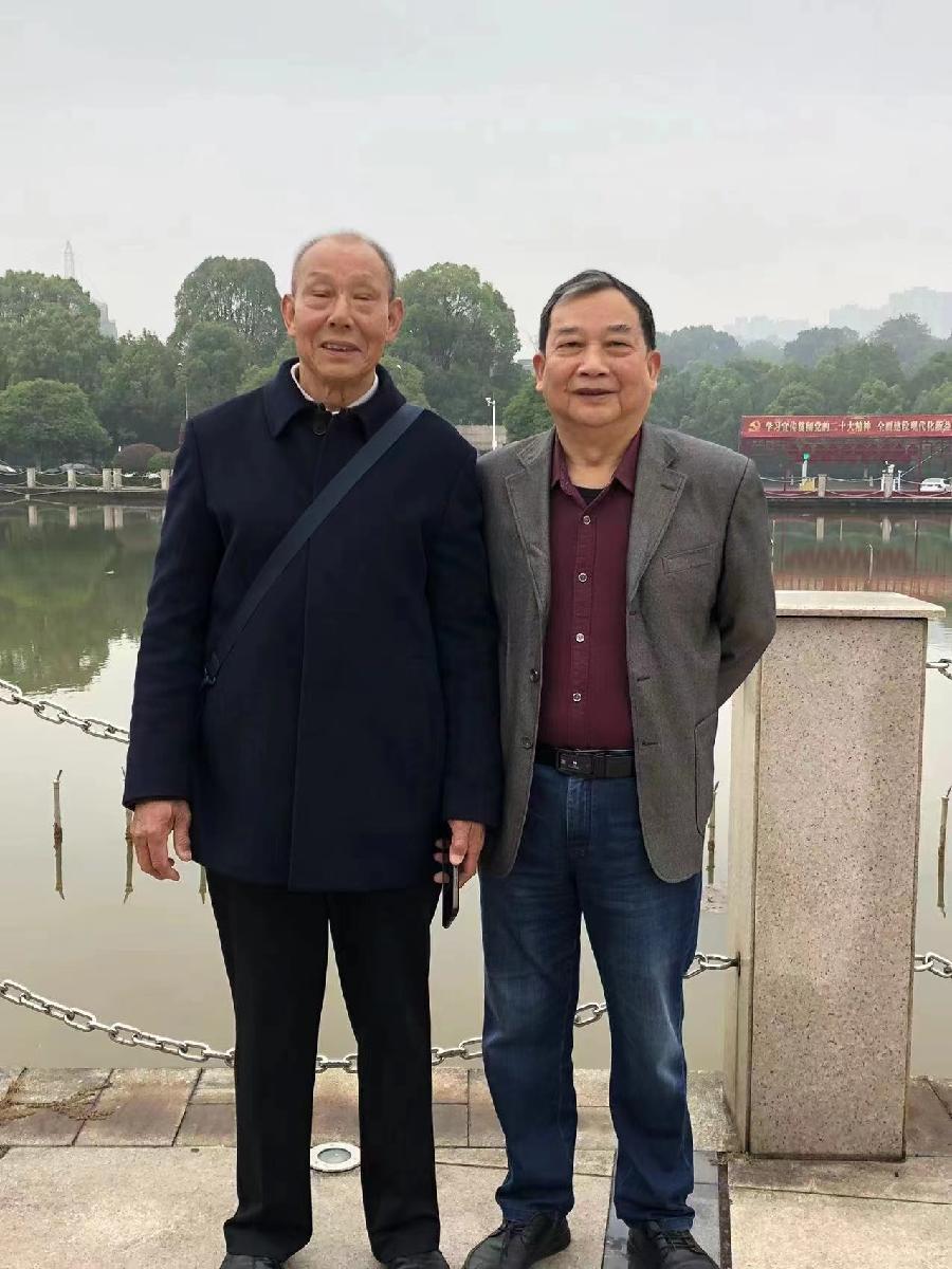 毛壮男与师专的学友聚会美好留念（图17）