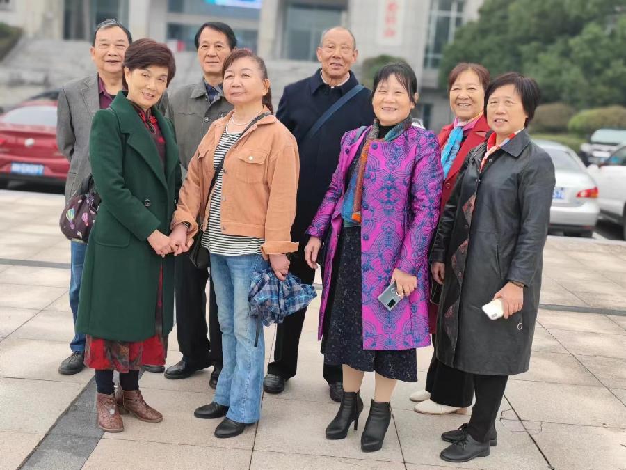 毛壮男与师专的学友聚会美好留念（图34）