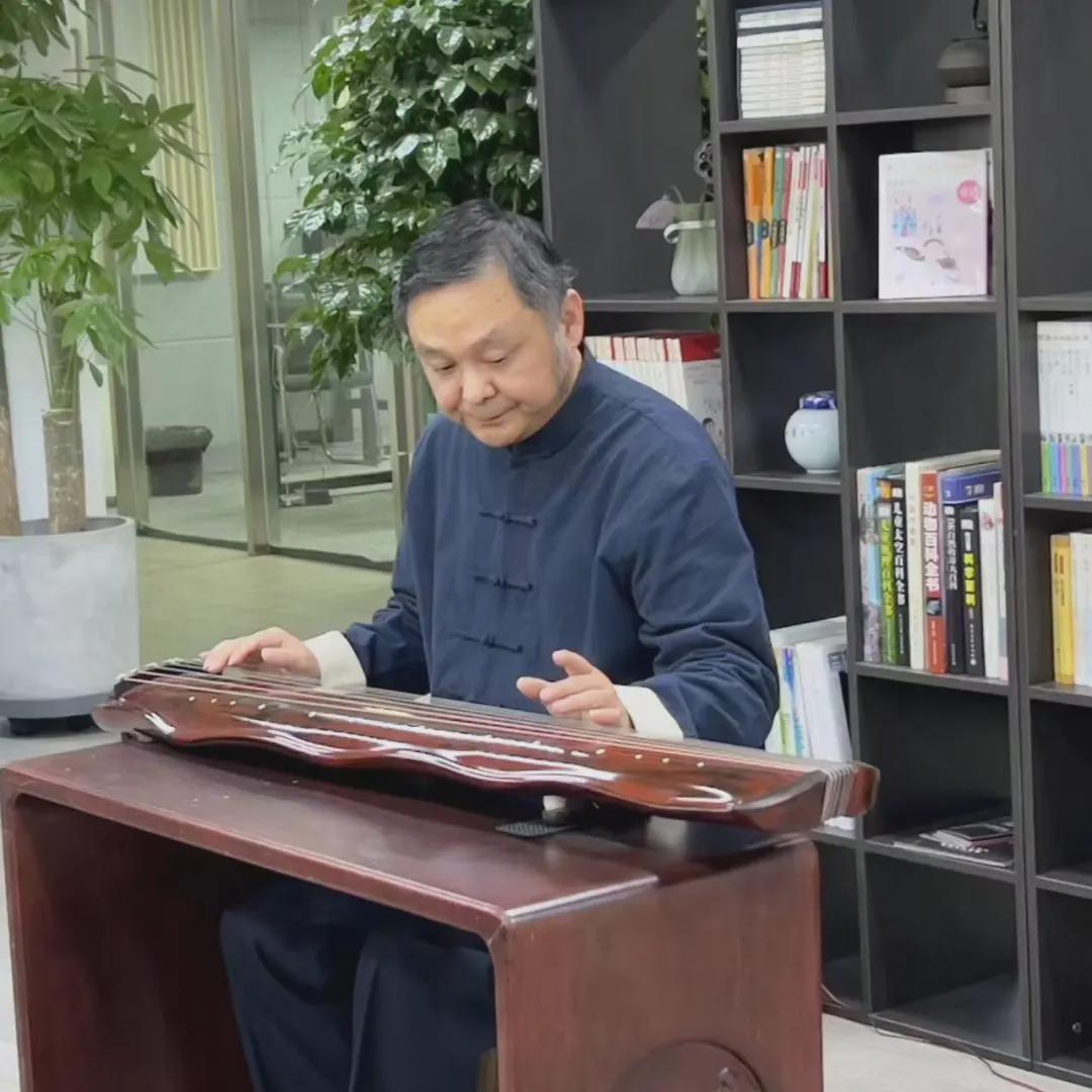 古琴演奏家贾建军大成爱乐(国际)艺术中心公益音乐分享会圆满举办(图2)