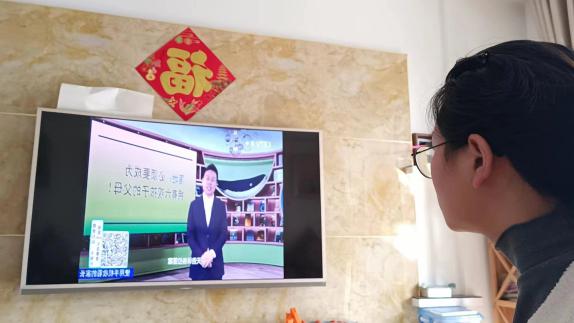 东至大渡口新康幼儿园组织收看中小学家庭教育讲座专题节目(图8)