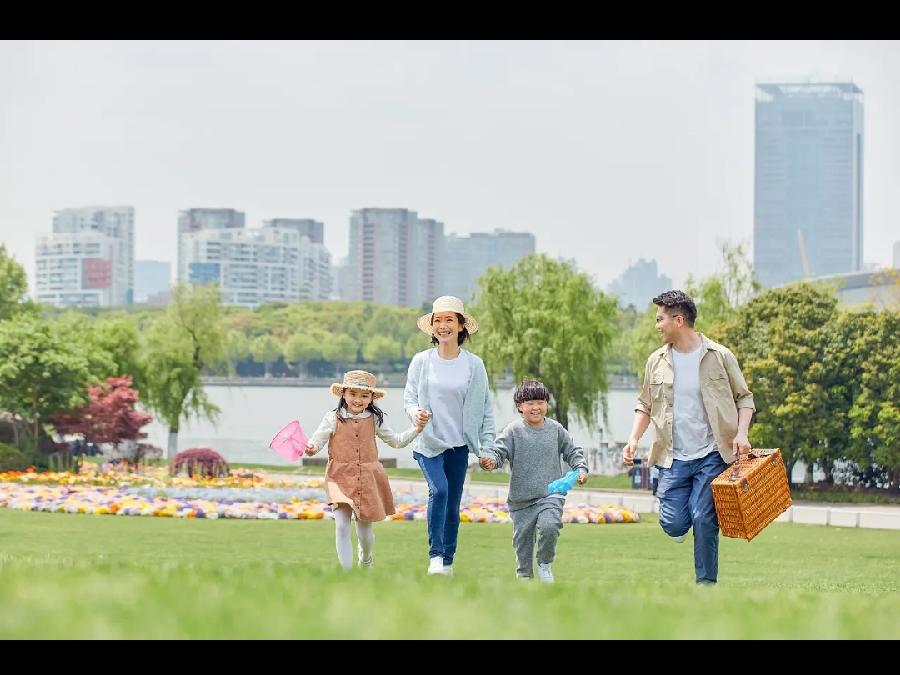 自由诗 《凤凰展翅》作者:金明（图2）