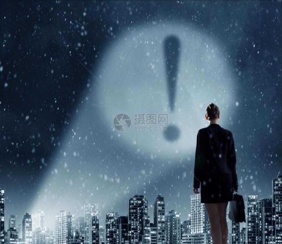 严峻诗歌《故乡、下雪了》主播：梅竹 编辑：小鱼儿 【北疆头条】（第336期）（图4）
