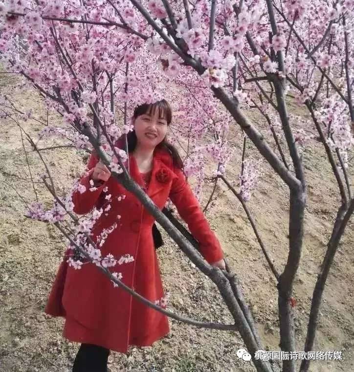 《白与黑》作者:陌小路【主播:玥儿】【桃园国际诗歌集团】用声音传递温暖以朗诵致敬人生♬（图9）