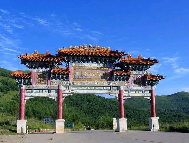 《去五台山》作者:秦砖【主播:马艺军】【桃园国际诗歌集团】用声音传递温暖以朗诵致敬人生♬（图5）