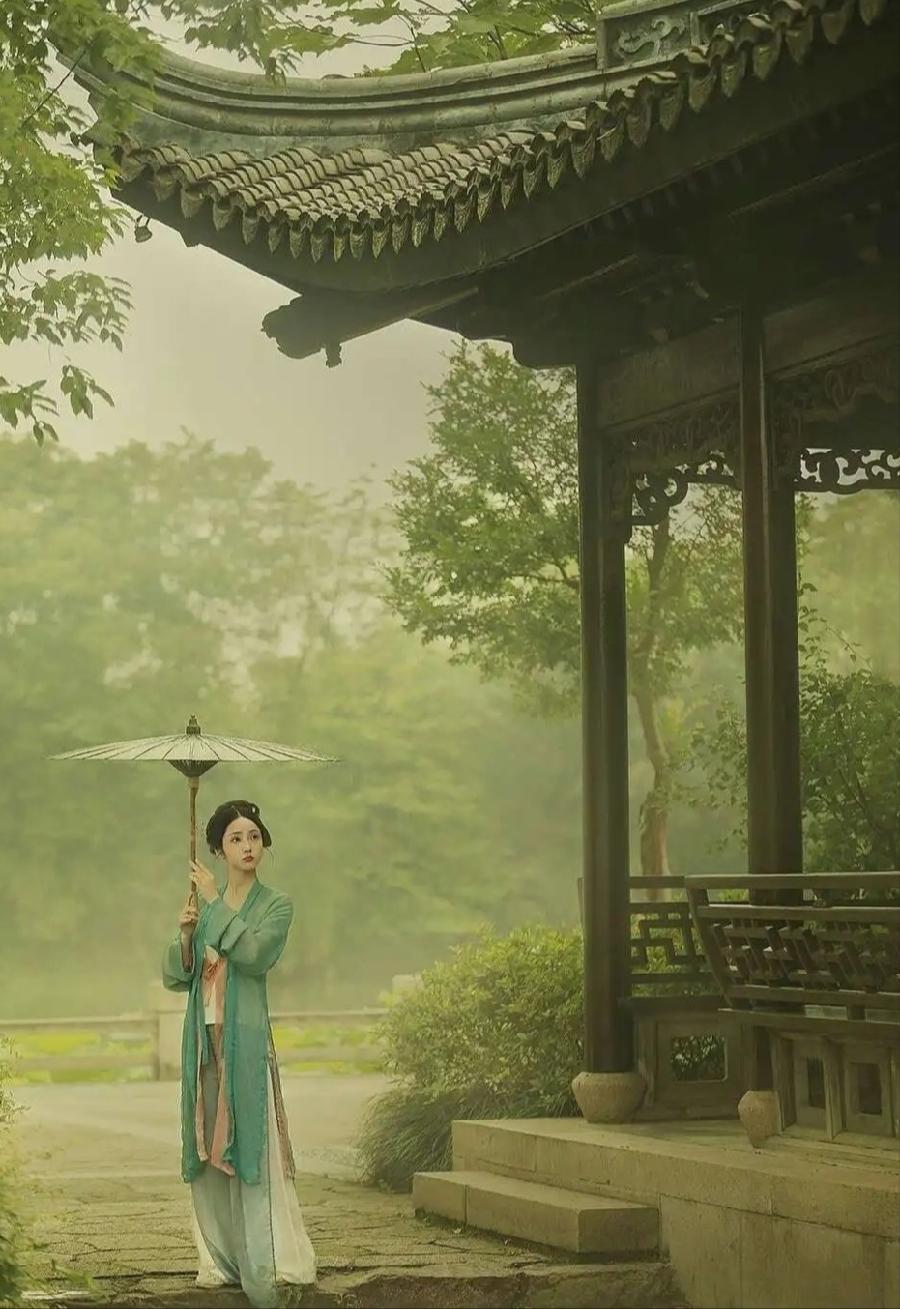 文盅诗歌《绮罗香.鹤岗初雪》主播：贝文 编辑：小鱼儿 【北疆头条】（第340期）（图12）