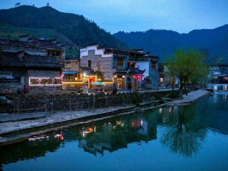 《世界名家》《九江文学社:北京头条》《著名艺术家沈志昂先生箴言精选》(图21)