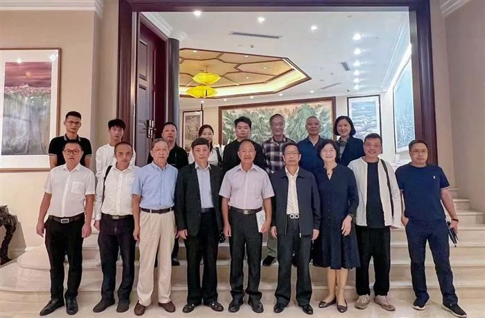 【《把诗词当事业》——在福建省诗词学会座谈时的讲话】作者:周文彰(图3)