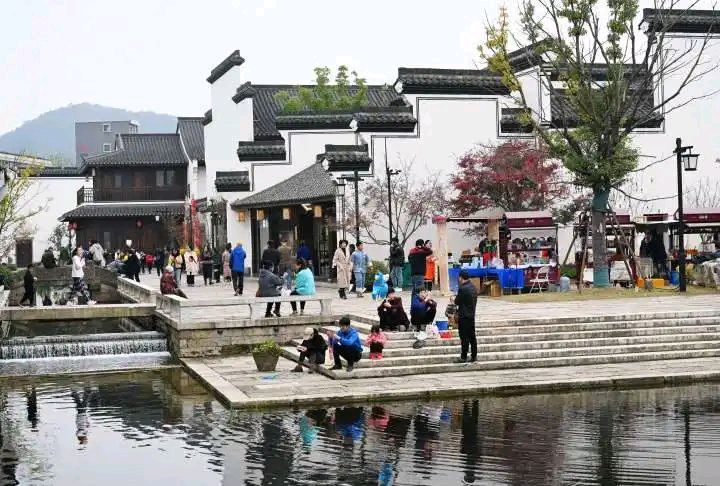 【燕赵文学】朗诵：世间最浪漫的——莫过于天上人间共香桂（黑龙江/曹清明 朗诵/玥玥 ）