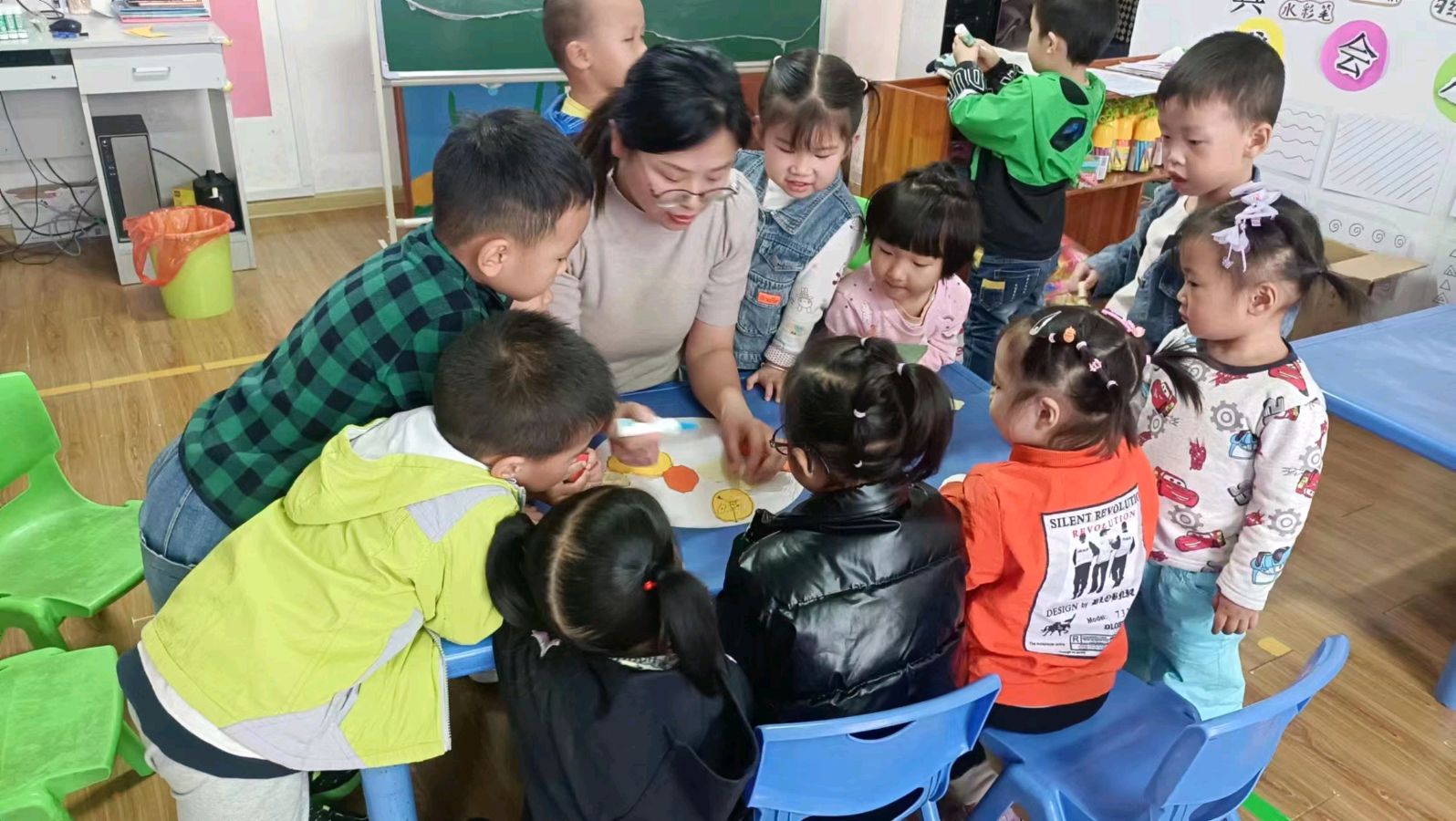 东至大渡口中心学校新康幼儿园“安心托幼 暖心延时”（图7）