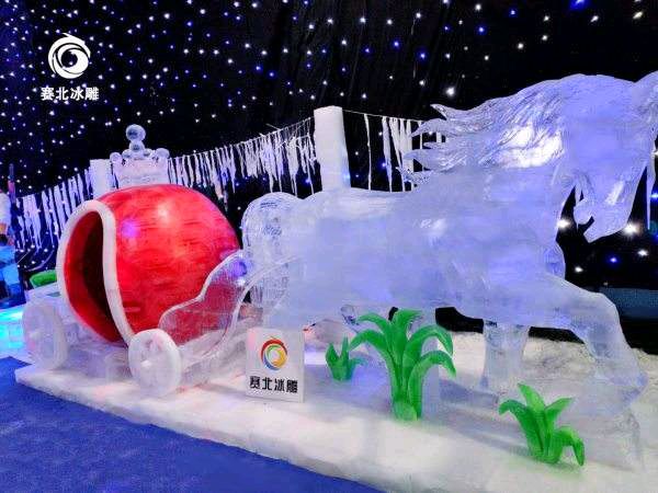 【金榜头条】分享（黑龙江）优秀诗人作家陈雪云《广场冰雪雕》请欣赏（图5）