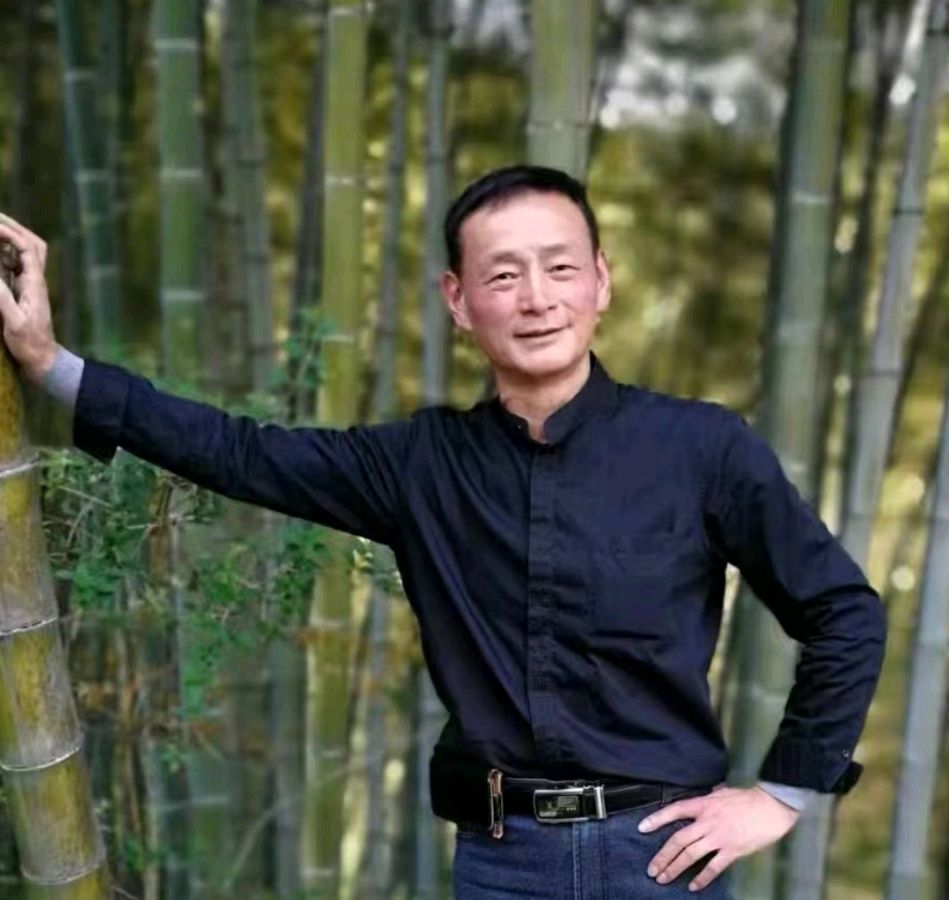 《杨东市组诗三首》诵读/瑞雪丰年 编辑/五指山【花雨馨声】有声文学平台【第109期】（图5）