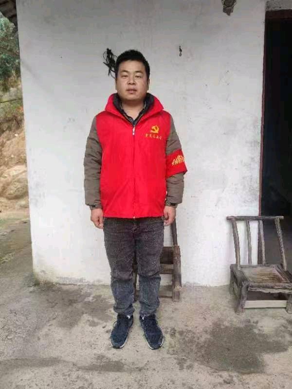 古藤村一名中国共产党员，好村长丁加兵的纪实录（图5）