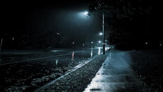 《今夜，长出来的是细雨》作者:龙尤【主播:玥儿】【桃源国际诗歌集团】用声音传递温暖以诵读致敬人生♬（图6）